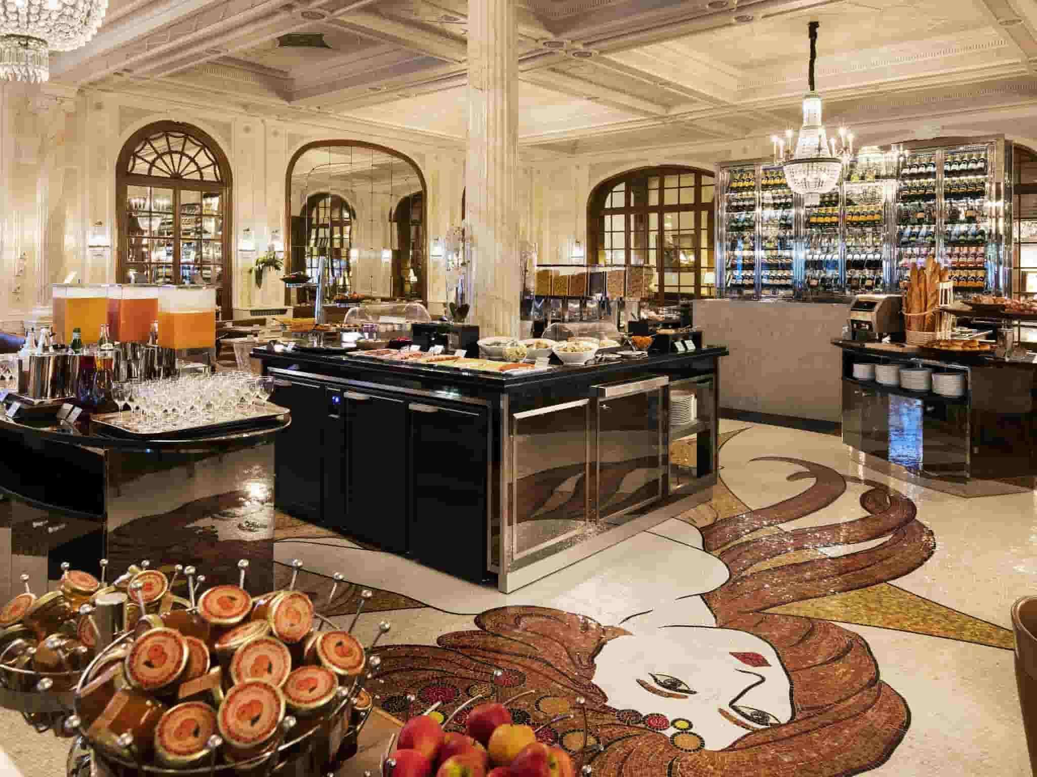 Hotel Barriere Le Normandy Довил Екстериор снимка
