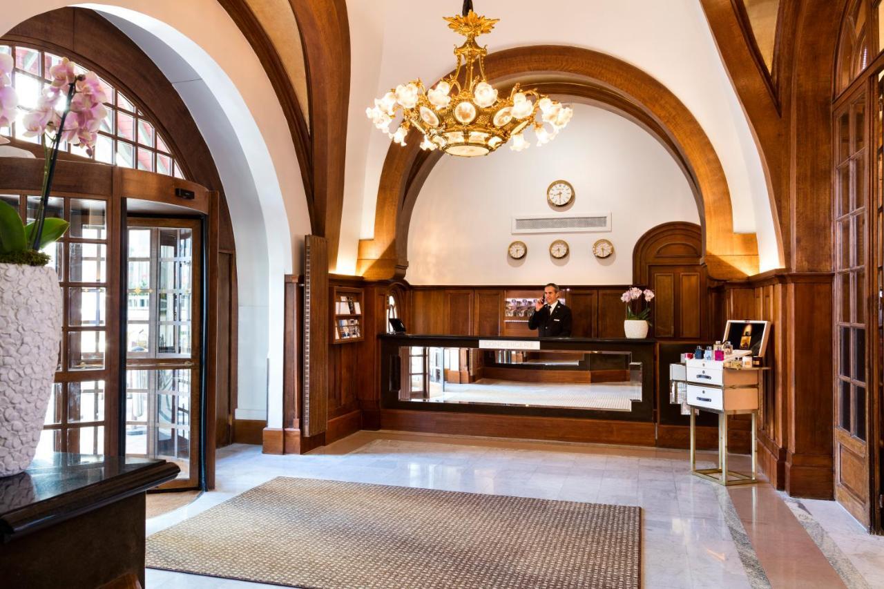 Hotel Barriere Le Normandy Довил Екстериор снимка